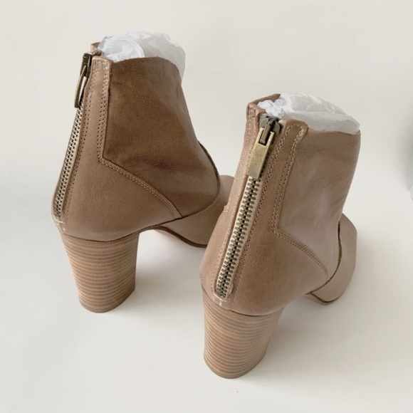 ITALY - Cordani Balero Peep Toe Block High Heel Ankle Bootie Taupe Leather Pumps - Picture 7 of 13
